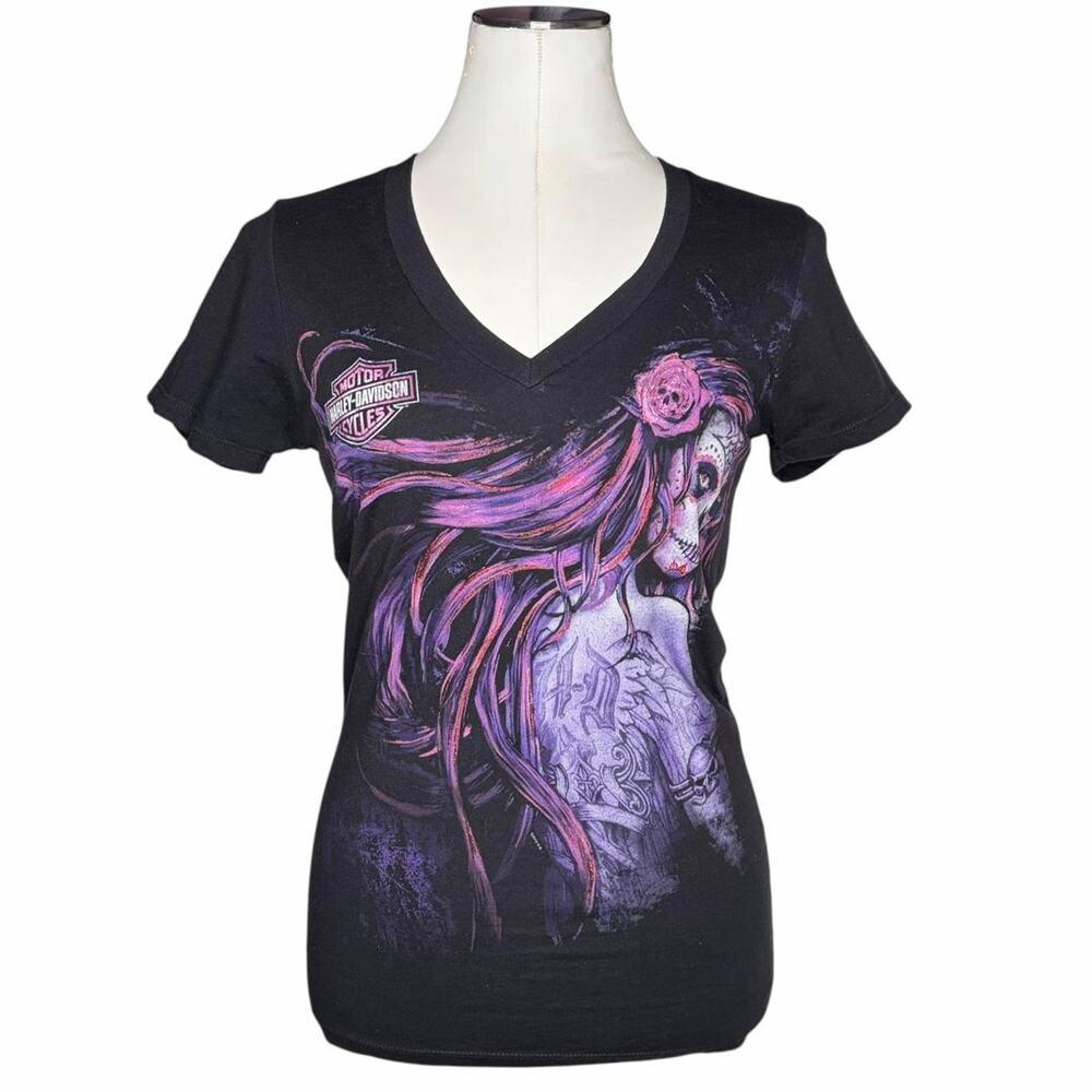 Harley Davidson Catrina v-neck graphic t-shirt size M